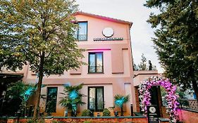 Rose Boutique Hotel